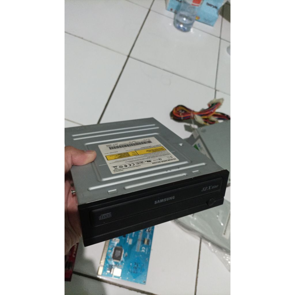 CD writer merk samsung