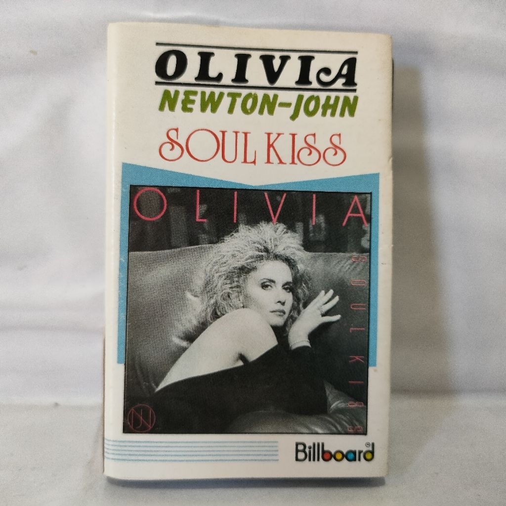Kaset Pita Olivia Newton John - Soul Kiss
