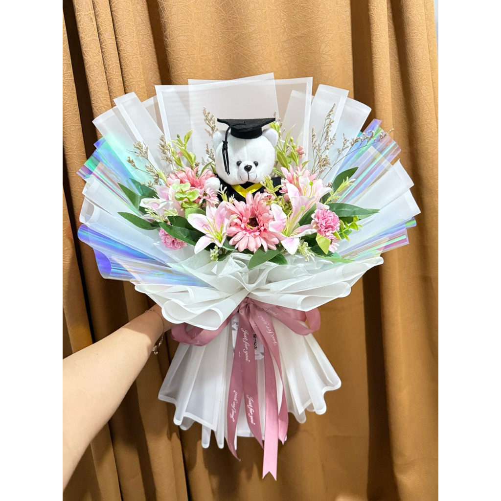 Buket Boneka Wisuda / Buket Bandung / Bouquet Boneka / Boneka Wisuda / Bucket Boneka Wisuda / Boneka