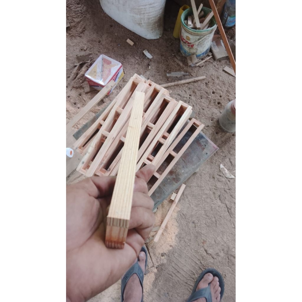 sasis miniatur truk plastik sasis minatur truk oleng bahan jati belanda