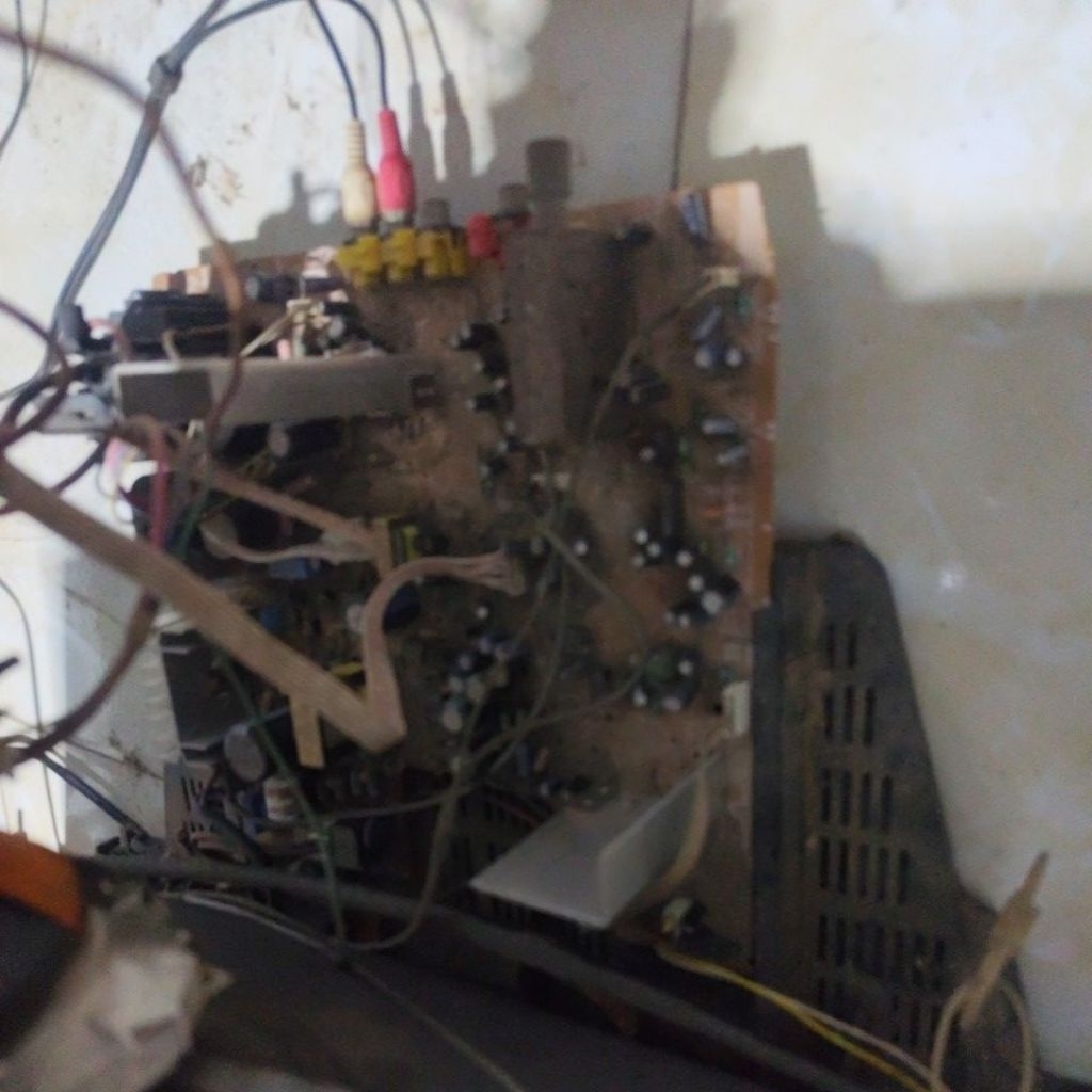 Mesin TV Polytron Slim 21 Inch Minus