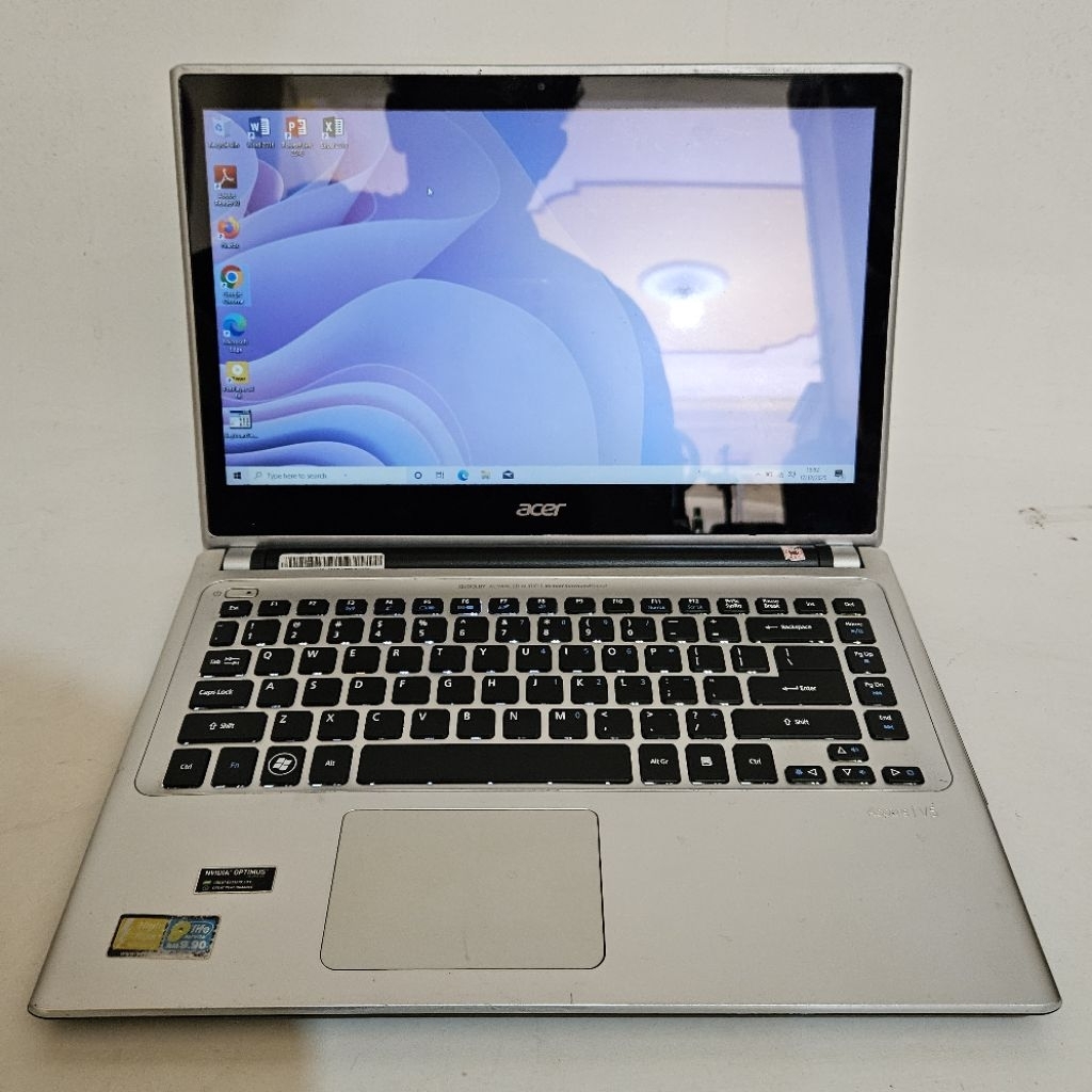 Laptop Dual VGA Nvidia GeForce 710M Acer Aspire v5-471G - Core i3 Ram 8gb