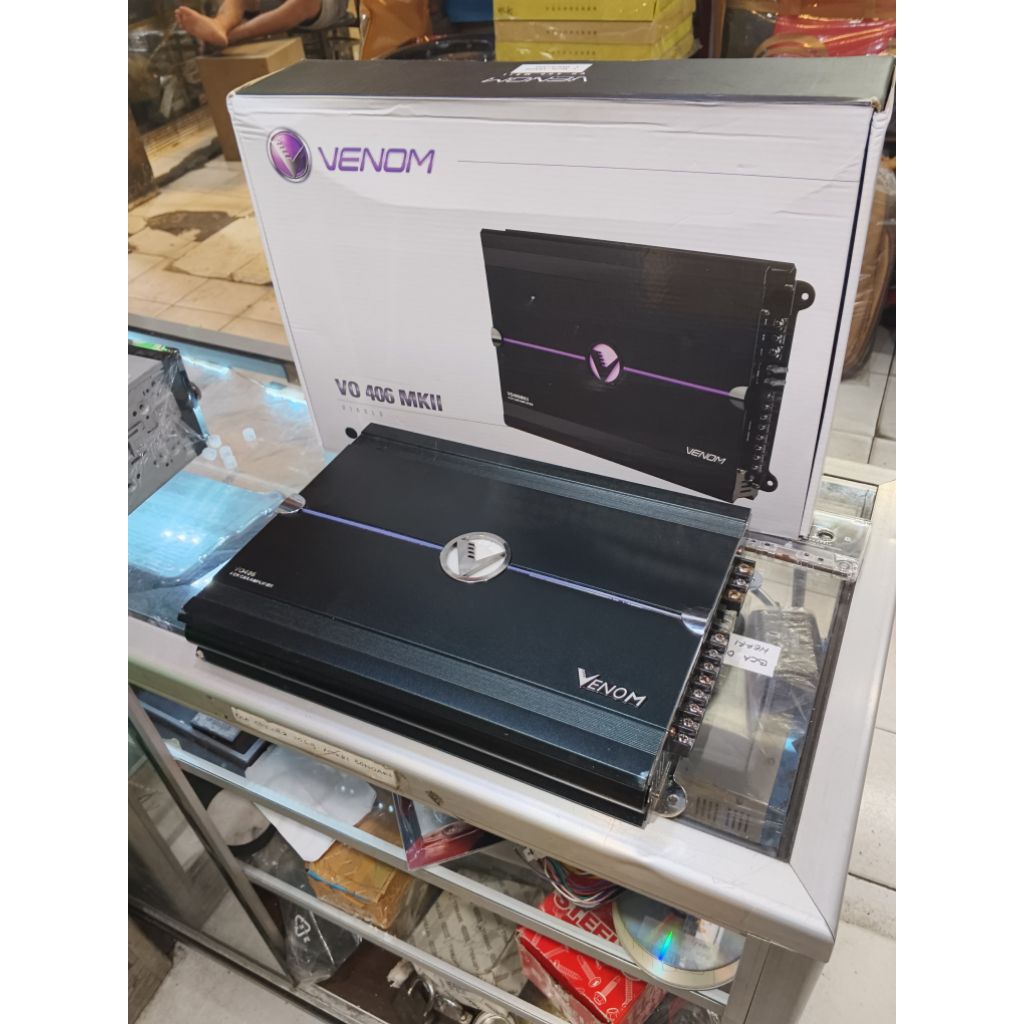 power amplifier venom VO406MKII power audio mobil