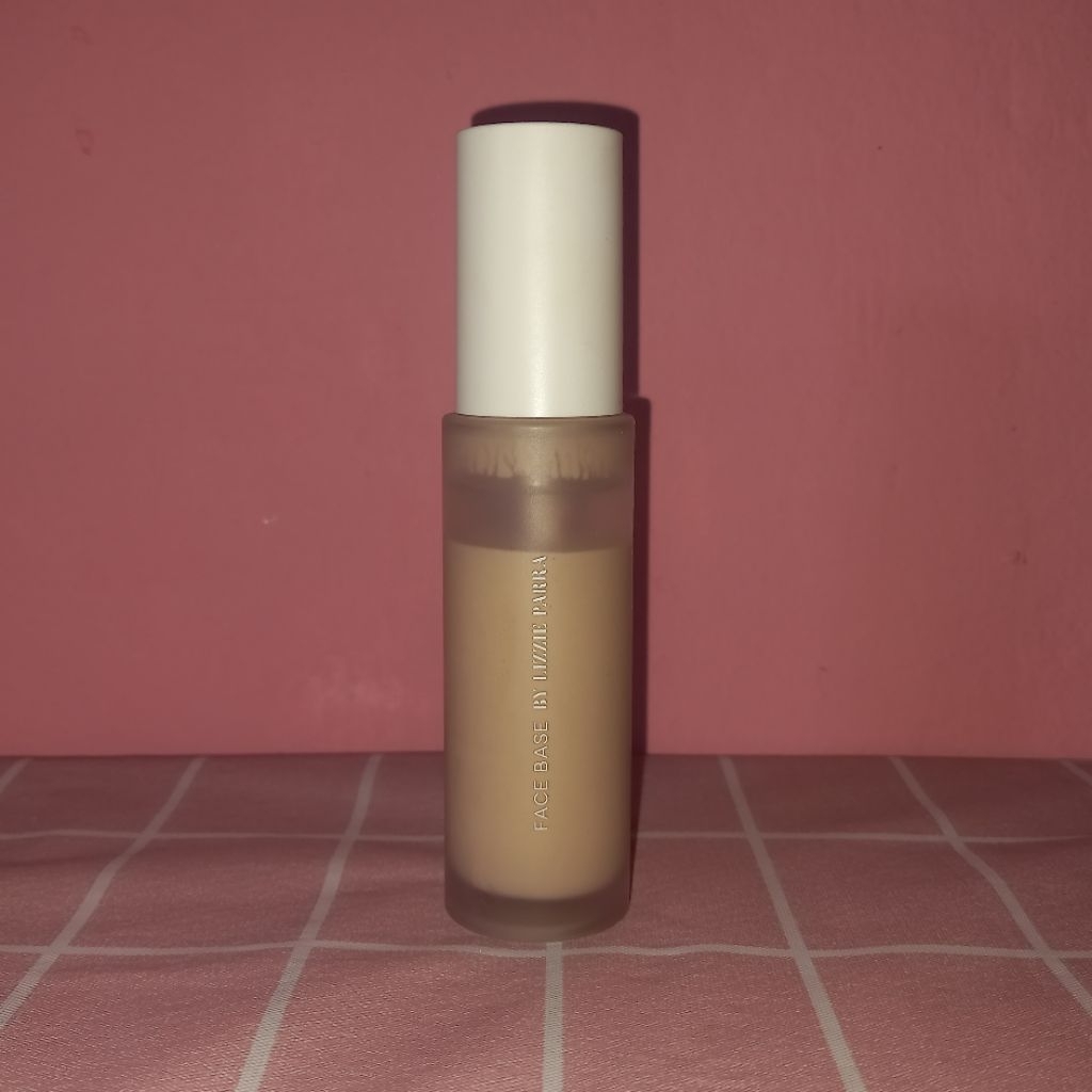 Preloved face base BLP By Lizzie Parra