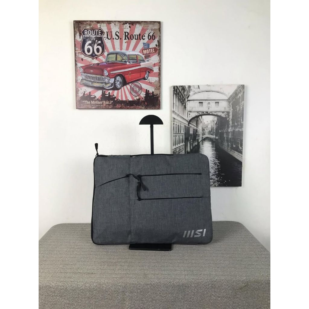 case laptop MSI
