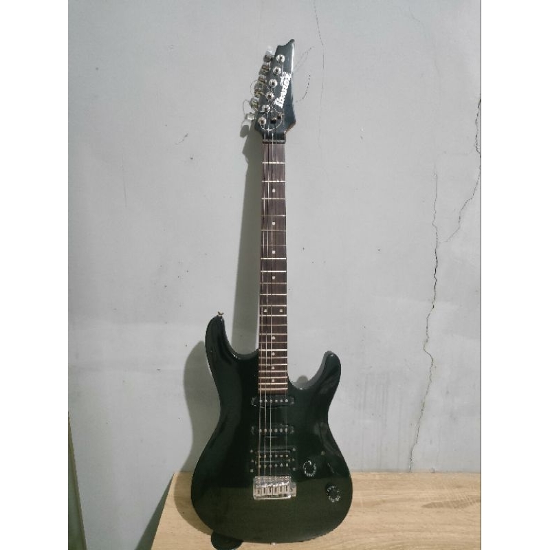 Gitar listrik IBANEZ GIO GSA60 second (REPLIKA)