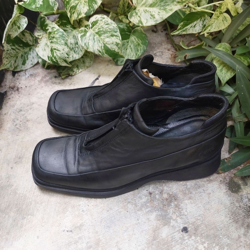 sepatu wanita second ecco size 37(23,7cm)