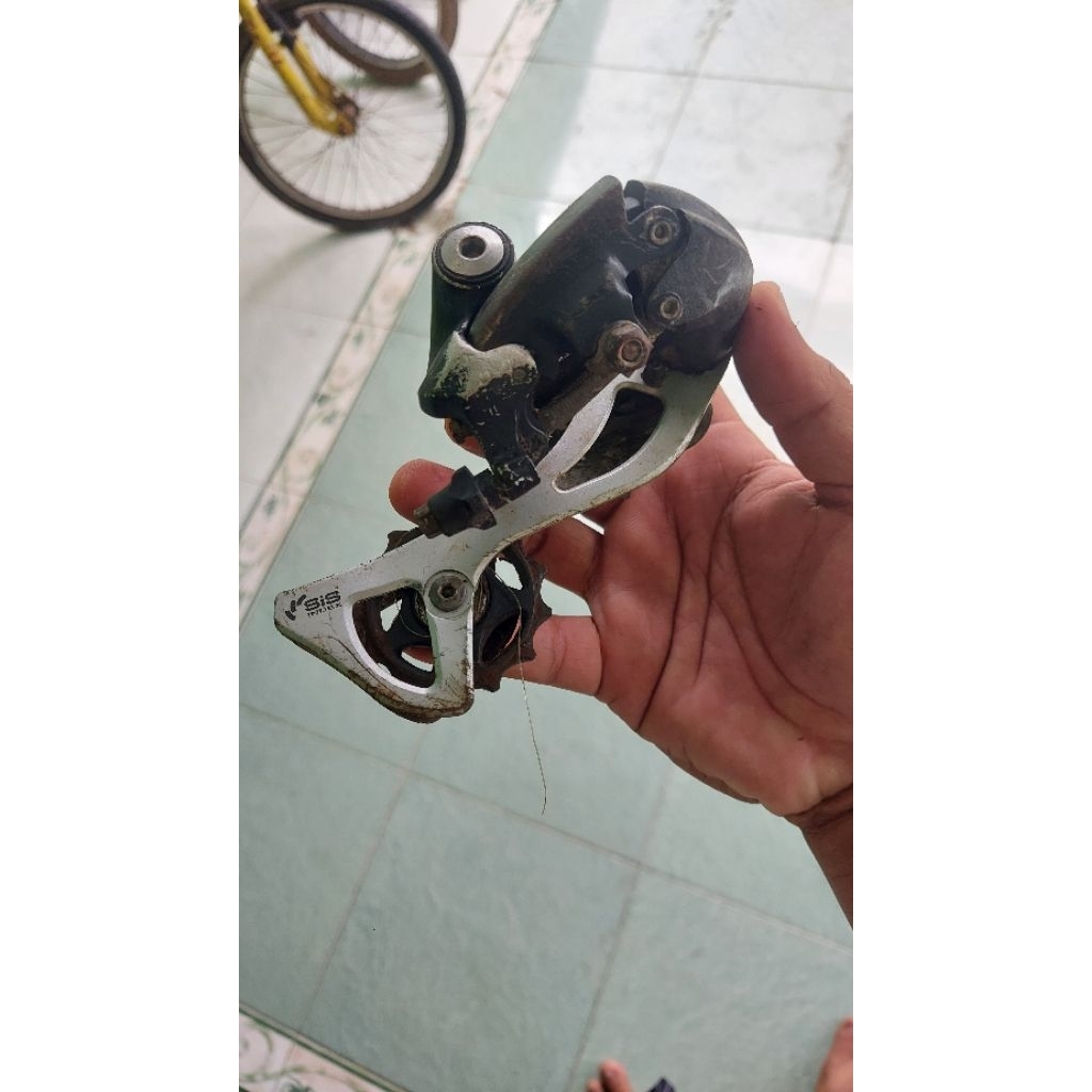 RD 8 SPEED SHIMANO ACERA BEKAS