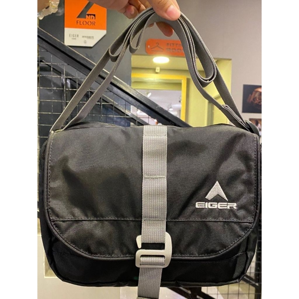 EIGER1989 Tas Selempang Original Descent Travel pouch.