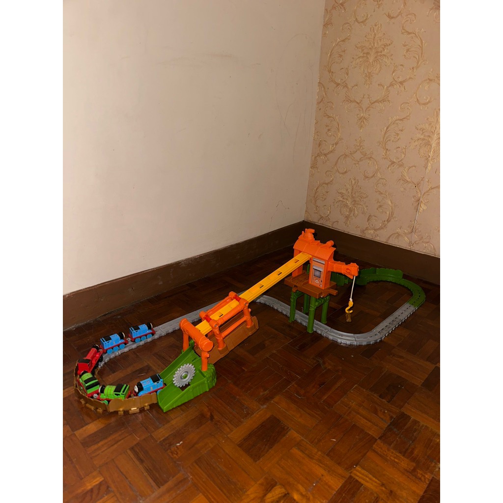 PRELOVED THOMAS AND FRIENDS TRAIN MISTY ISLAND