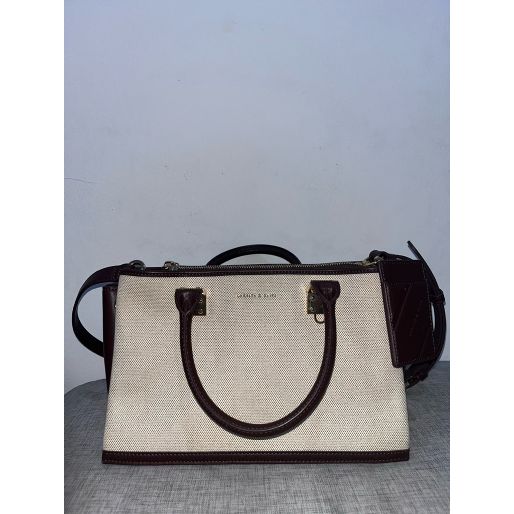 Tas Charles & Keith ORI