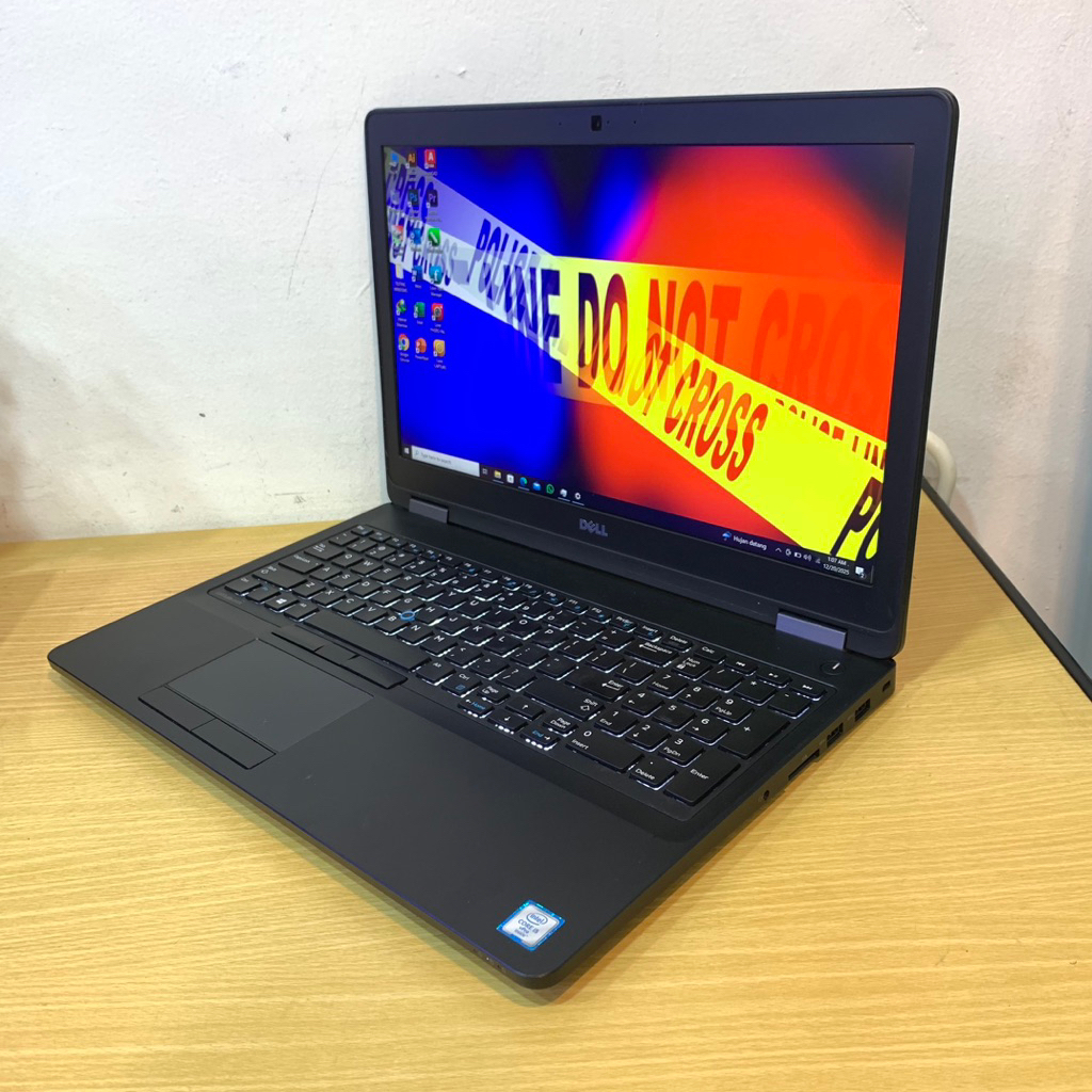 Laptop Dell Latitude E5570 core i7/i5 gen 6 || RAM 16gb/8gb SSD 512gb + Vga = AMD Radeon (TM) R7 M36
