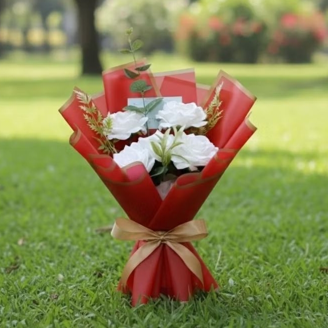 Buket Bunga Artificial Mawar Putih Hadiah Ulang Tahun Pernikahan Lamaran dll