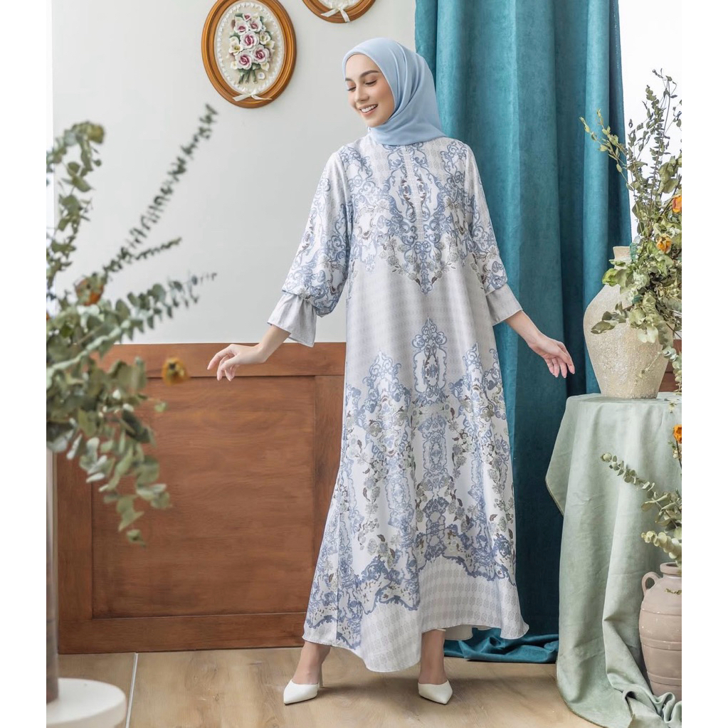 Preloved Heaven Light Dress Arunika