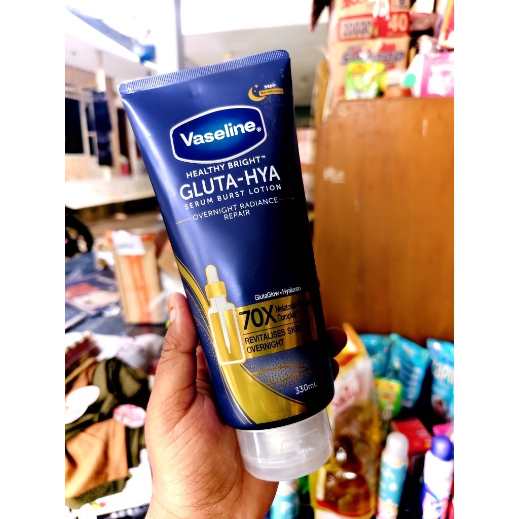vaseline gluta hya night 330ml
