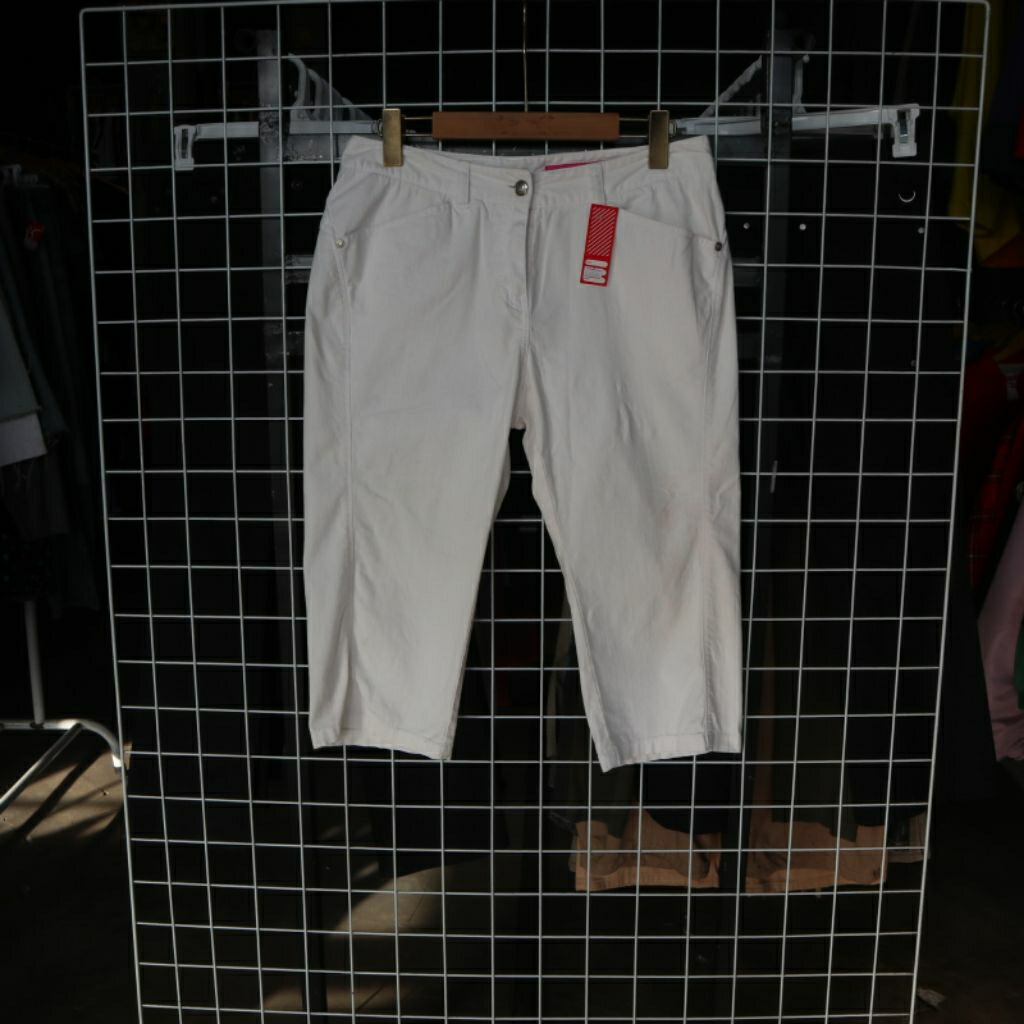 Celana Capripants | Celana 7/8 Crocodile Ladies Putih