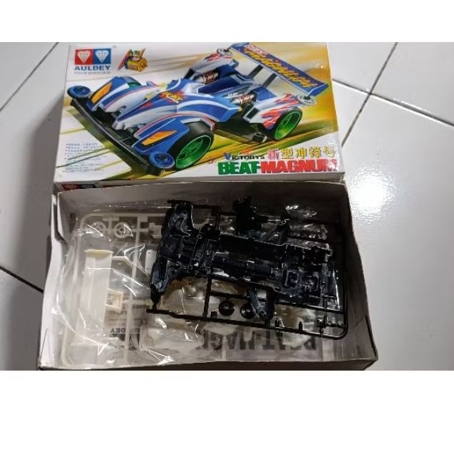 Tamiya Auldey Mini4wd Beat Magnum Box + Chassis + Body