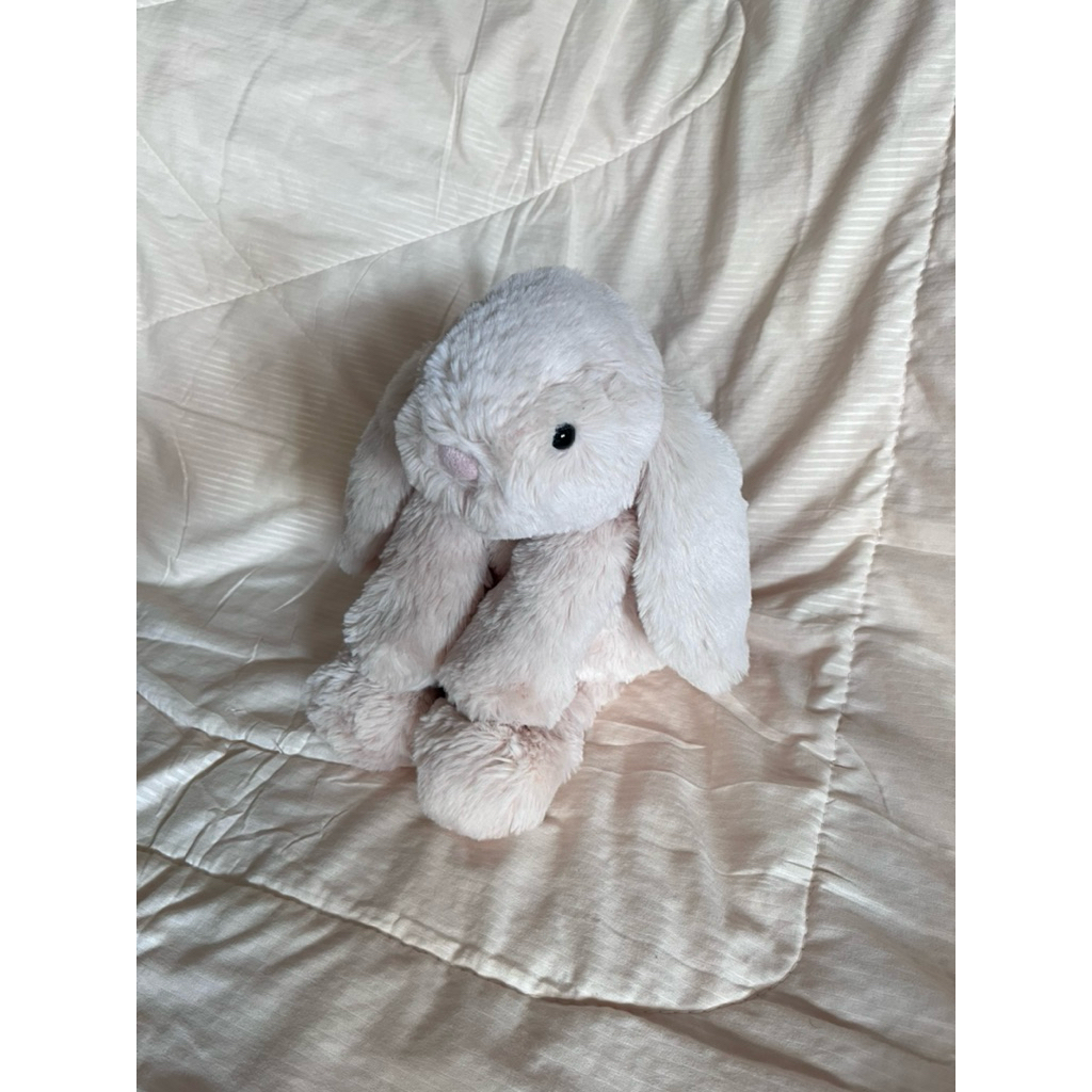@mywish | Jc Smudge Bunny Cream NWT Medium