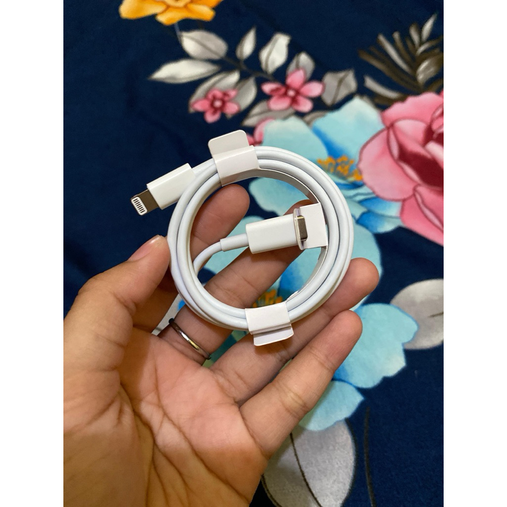 kabel iPhone copotan