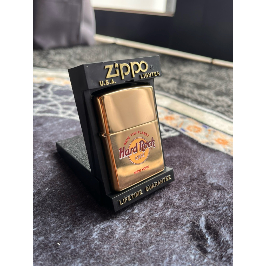 Zippo Hard Rock Cafe New York High Polish Brass