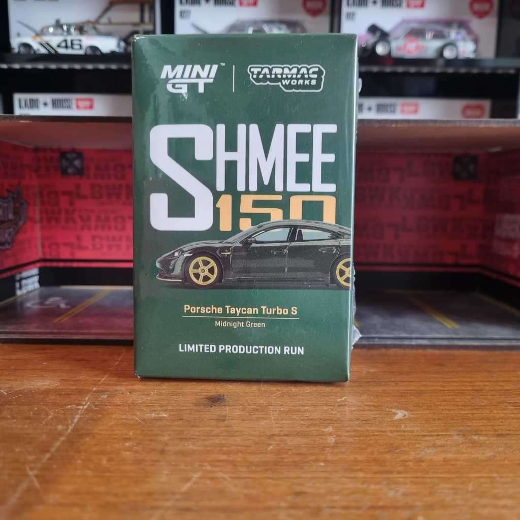 Mini GT 274 Porsche Taycan Turbo S Midnight Green