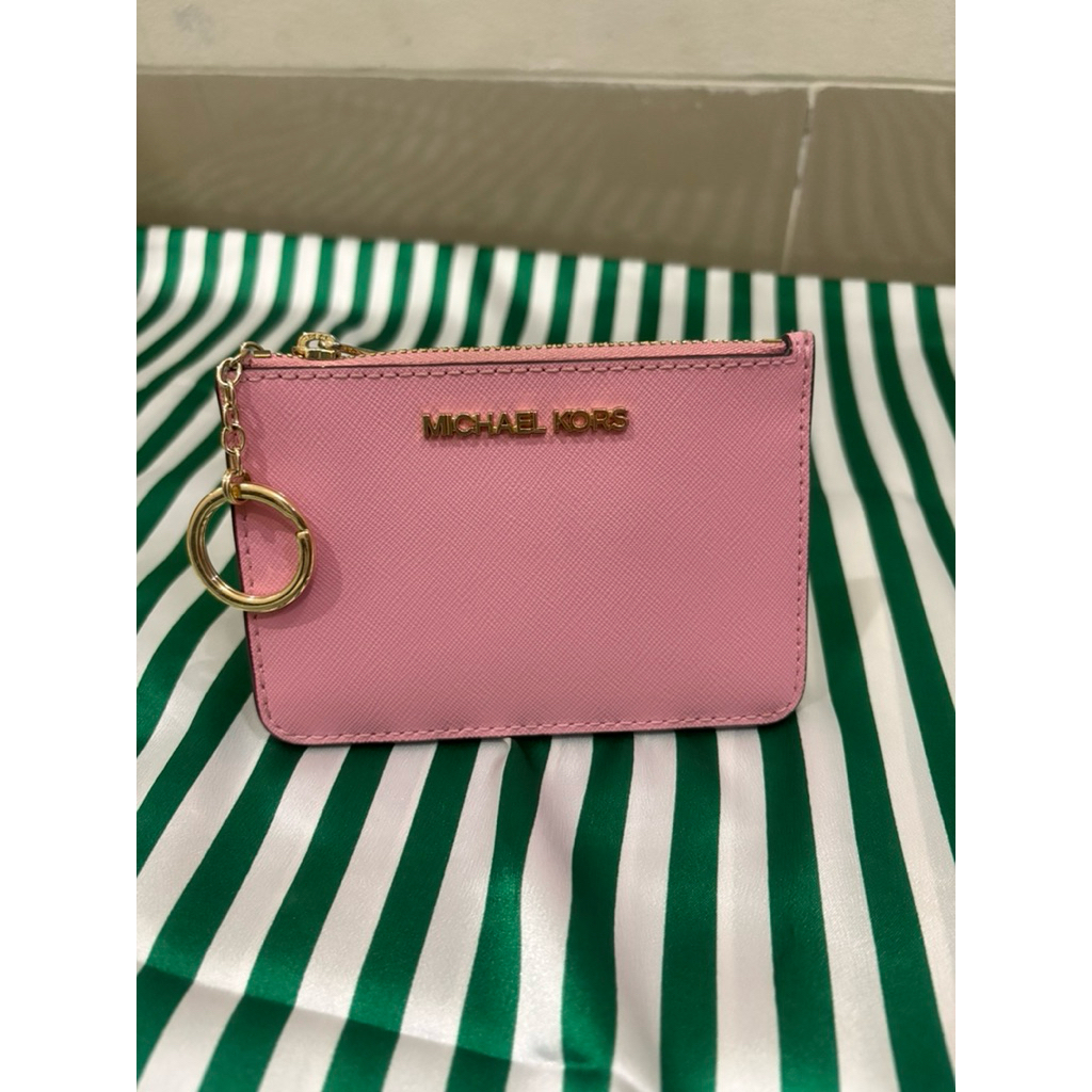 Preloved MK dompet Small Saffiano to Zip coin Pouch with a key ring in pink
