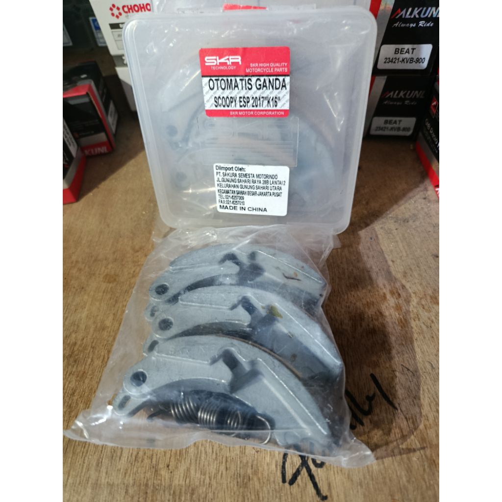 Kampas Ganda / sepatu klos only scoopy esp 2017, Genio