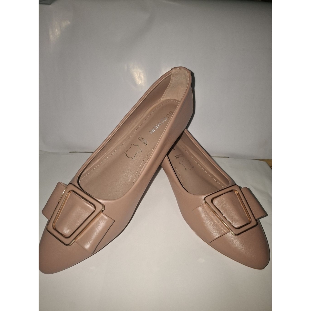 Flat shoes Buccheri Ori