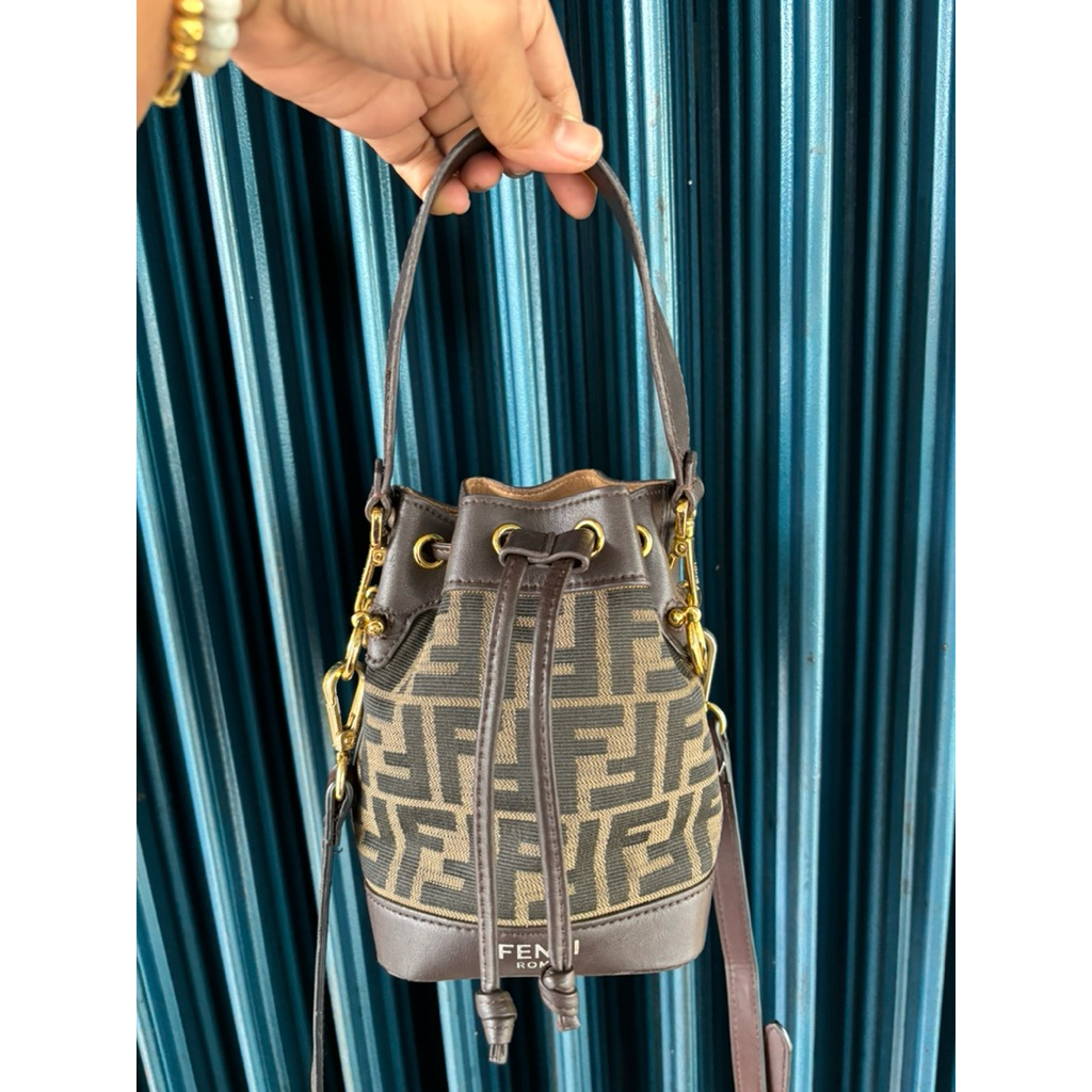 FENDII PENDOI Mini Mon Tresor Crosta Gorain Bucket Bag