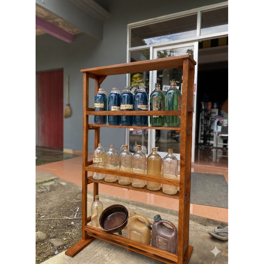 RAK BENSIN RAK BOTOL RAK JERIGEN RAK JUALAN SERBAGUNA KAYU MINIMALIS KOKOH