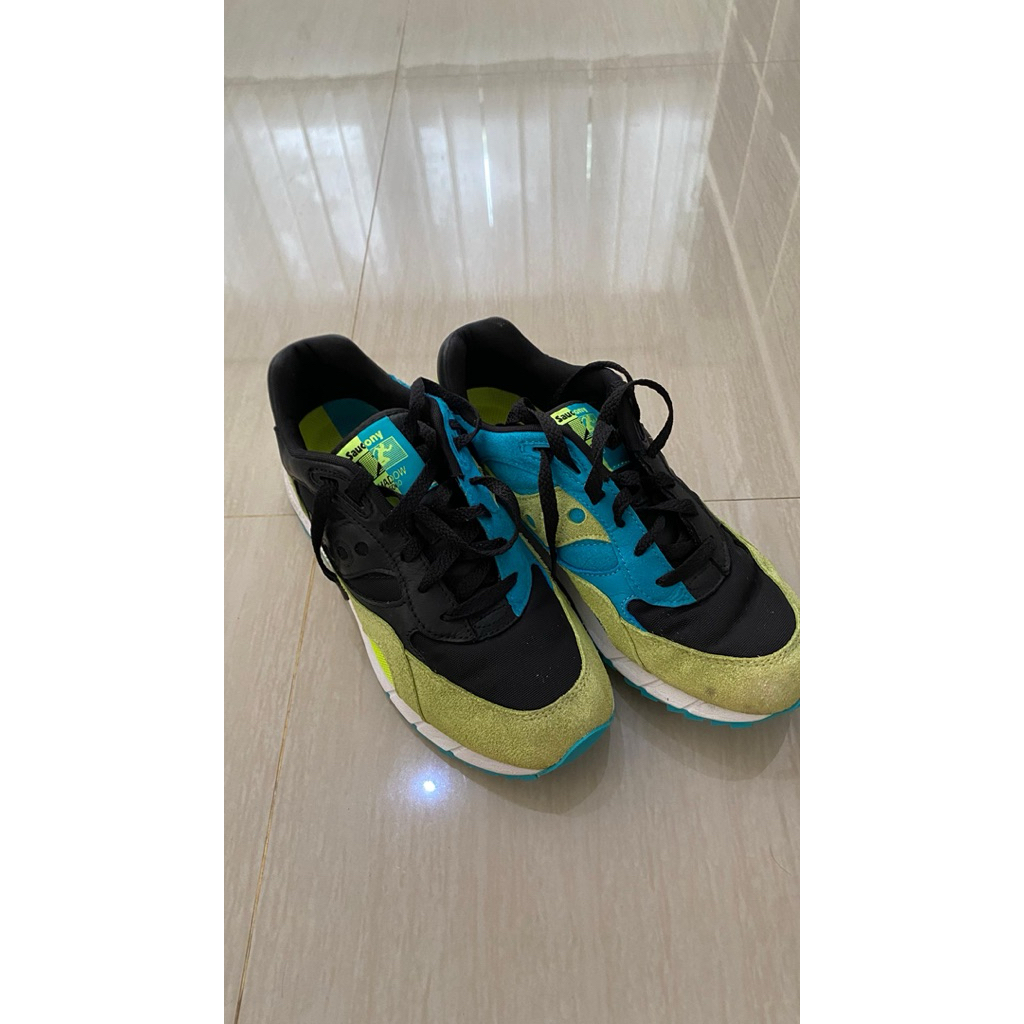 sepatu saucony shadow 6000