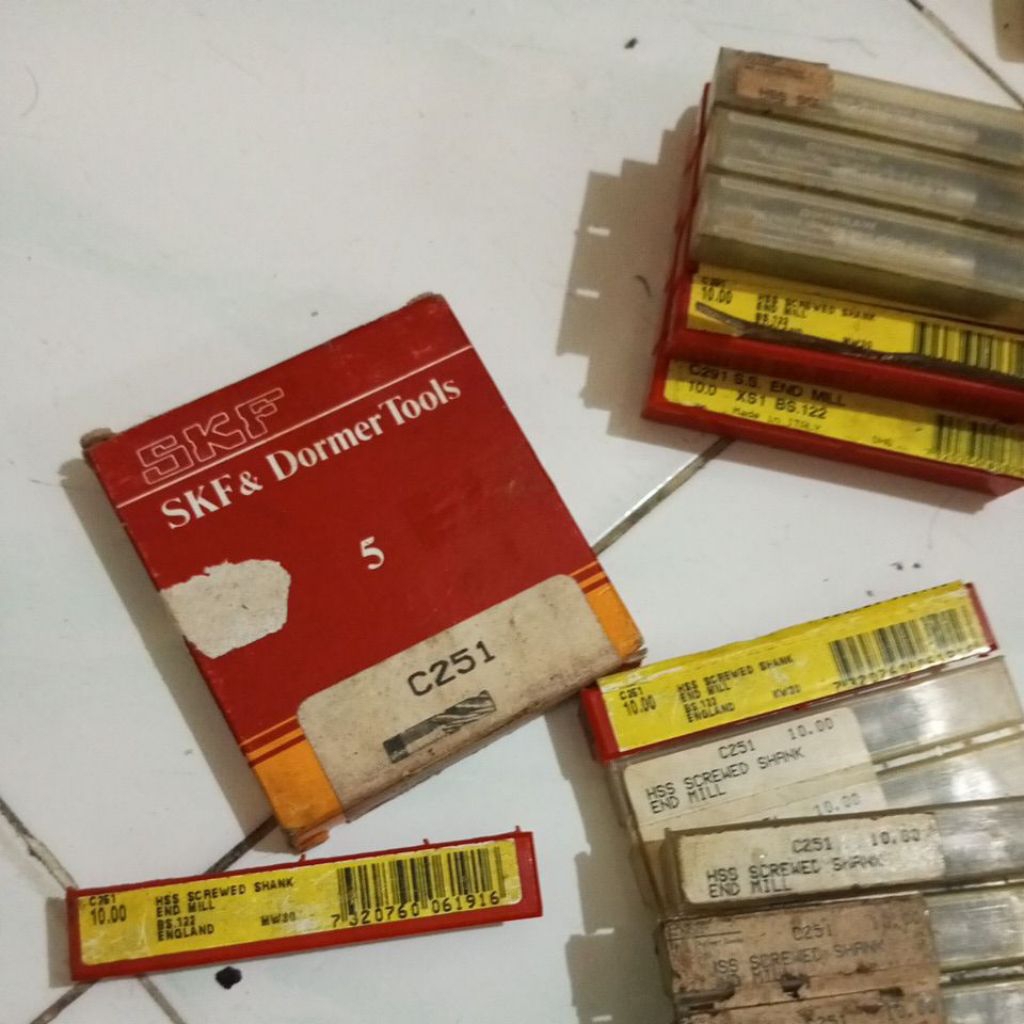 endmill hss 10mm dormer 4 flutee