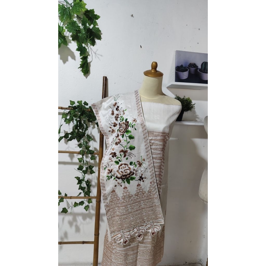 Songket silungkang dan selendang bw tembaga selendang sulam, songket padang