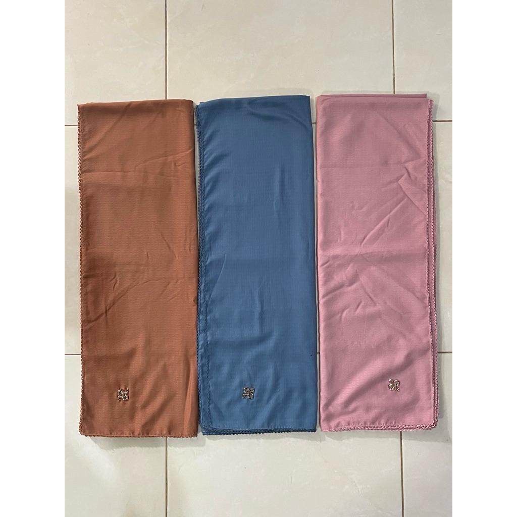 Preloved Scarf Heaven Lights