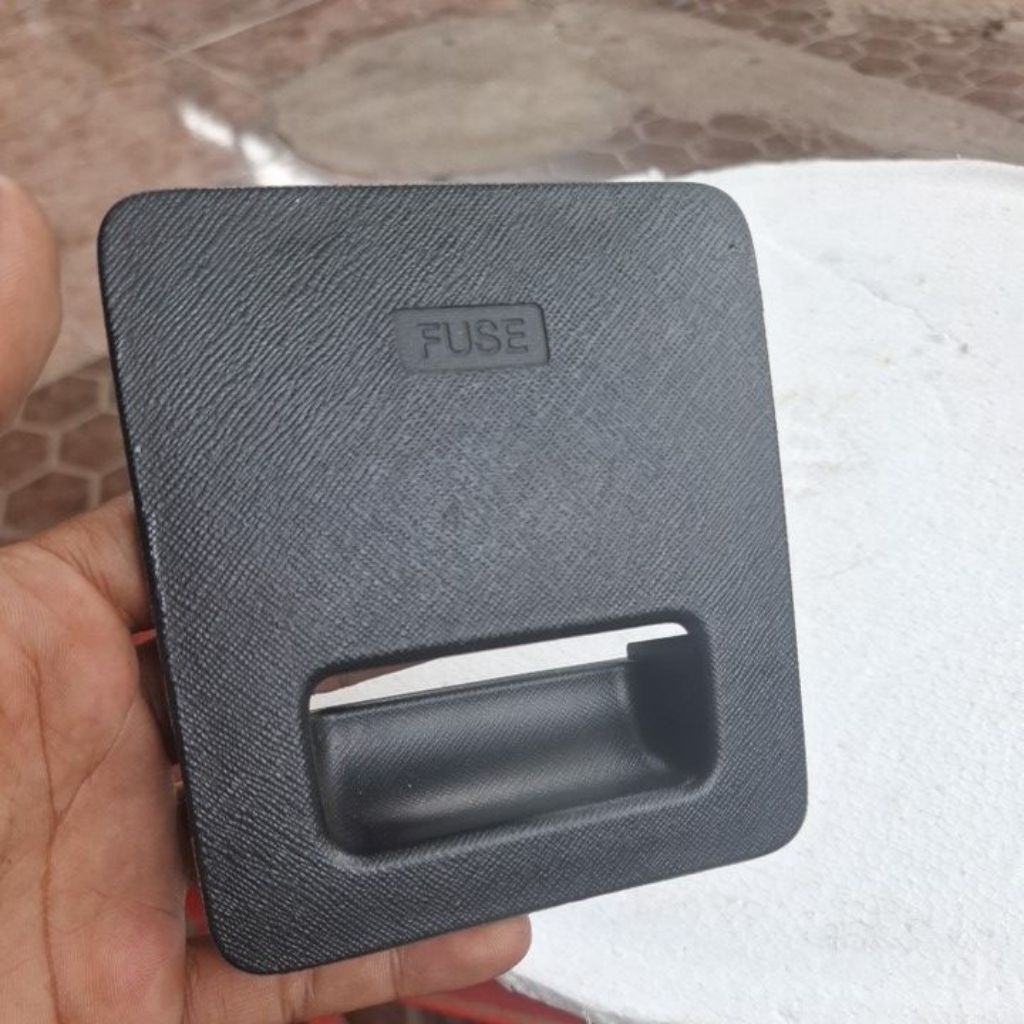 tutup fuse box dasbor dalam honda crv gen2 lepasan original