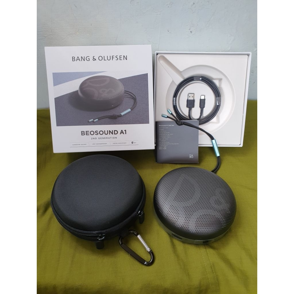 Bang & Olufsen B&O Beosound A1 - Like New - Speaker Bluetooth Portable - Anthracite Oxygen