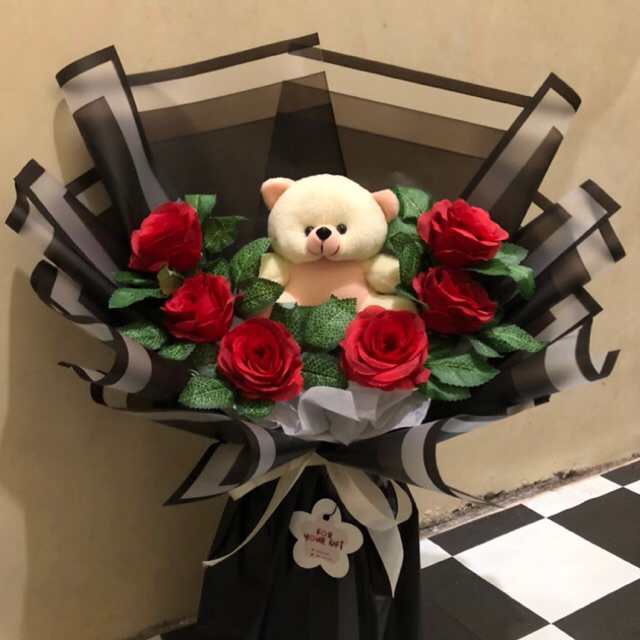 Buket Bunga Wisuda Boneka dengan Kartu Ucapan Gratis Buket boneka murah / kado ulang tahun cewek / b