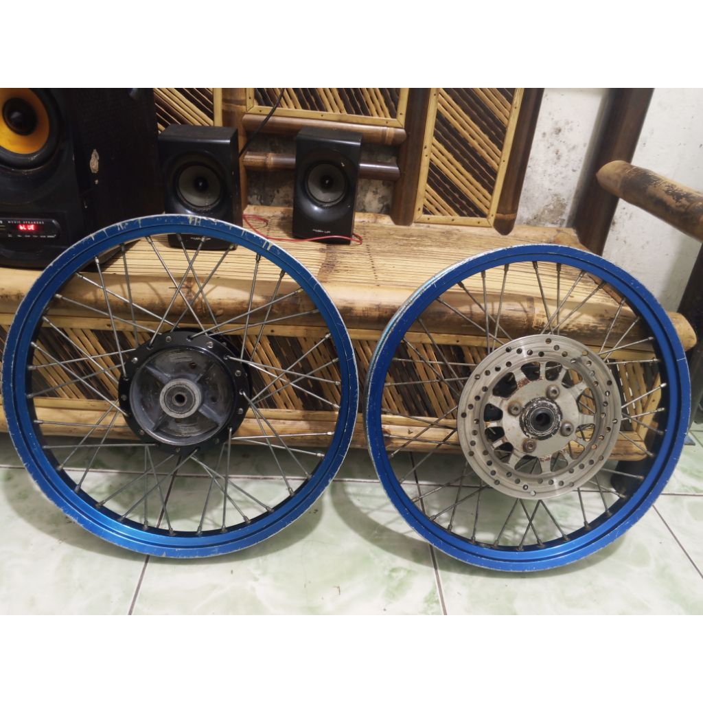 Velg Vega r lama/crypton variasi