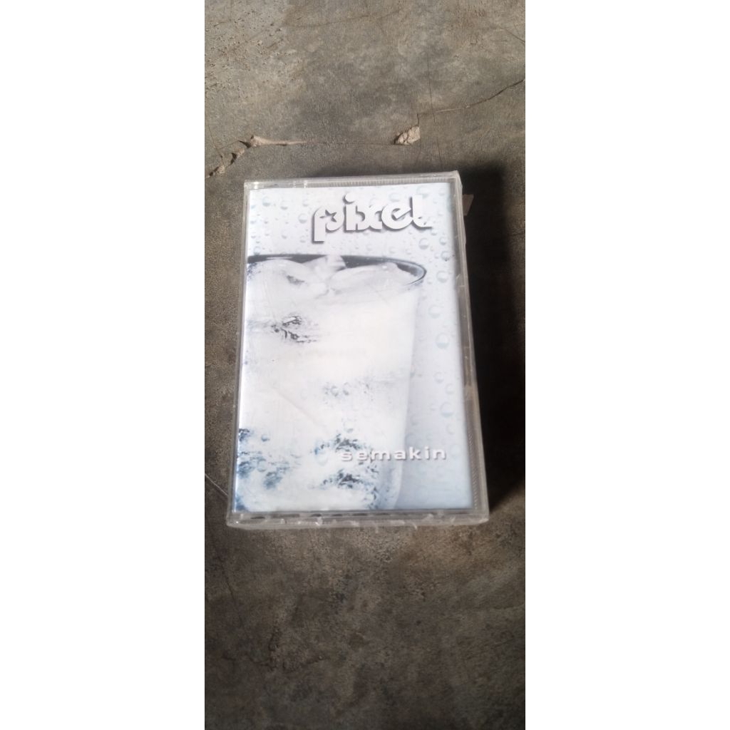 kaset pita Pixel album semakin
