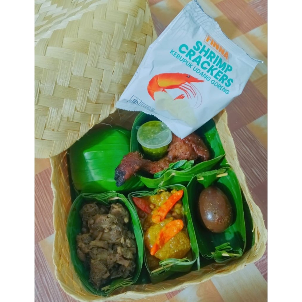 Nasi Gudeg Terdekat/Nasi Gudeg Komplit/Nasi Gudeg/Nasi Gudeg Komplit/Nasi Gudeg Jogja/Nasi Gudeg Bes