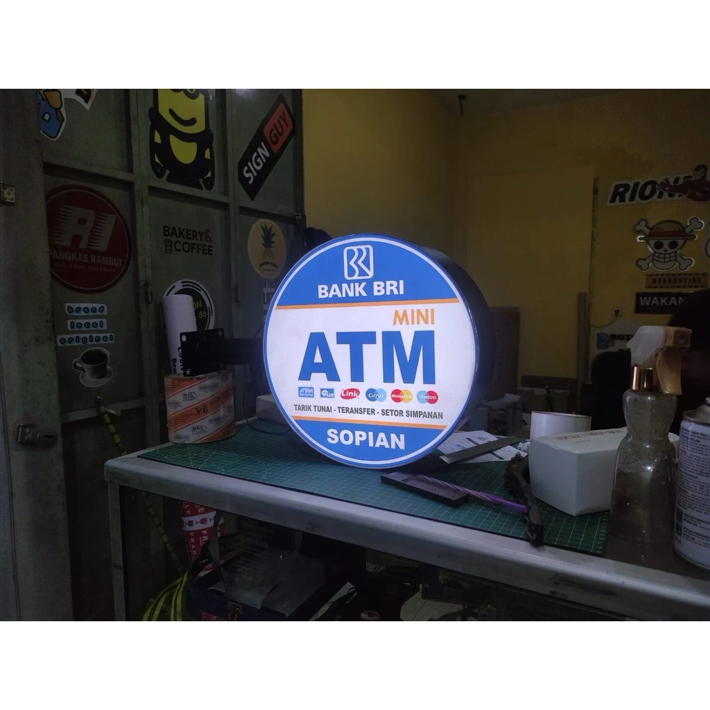 NEON BOX AKRILIK AGENBRILINK BULAT 2 sisi
