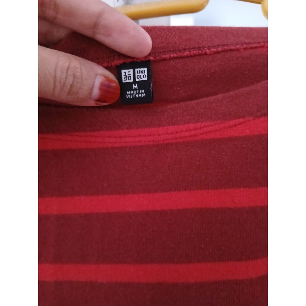 Uniqlo original  kaos wanita preloved