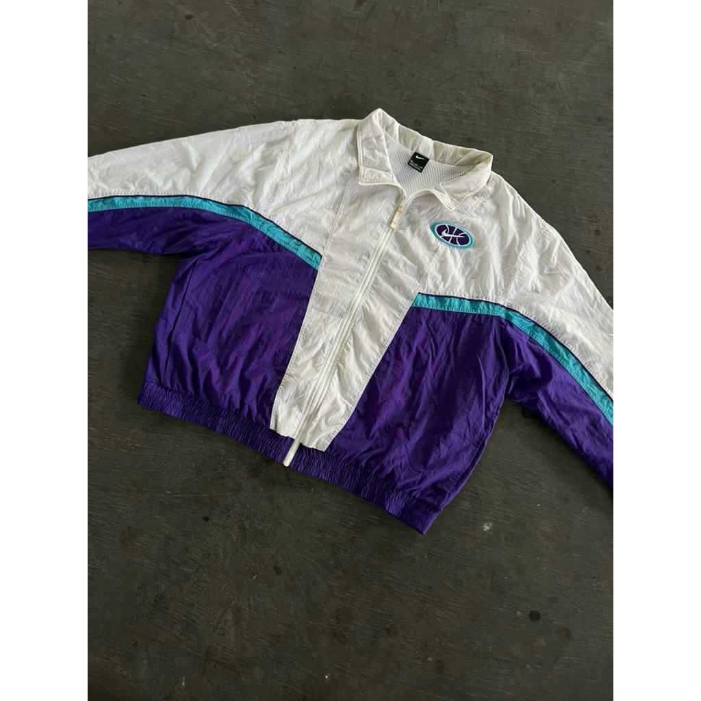 Retro NIKE Oval Basketball Big Logo Windbreaker Colorblock