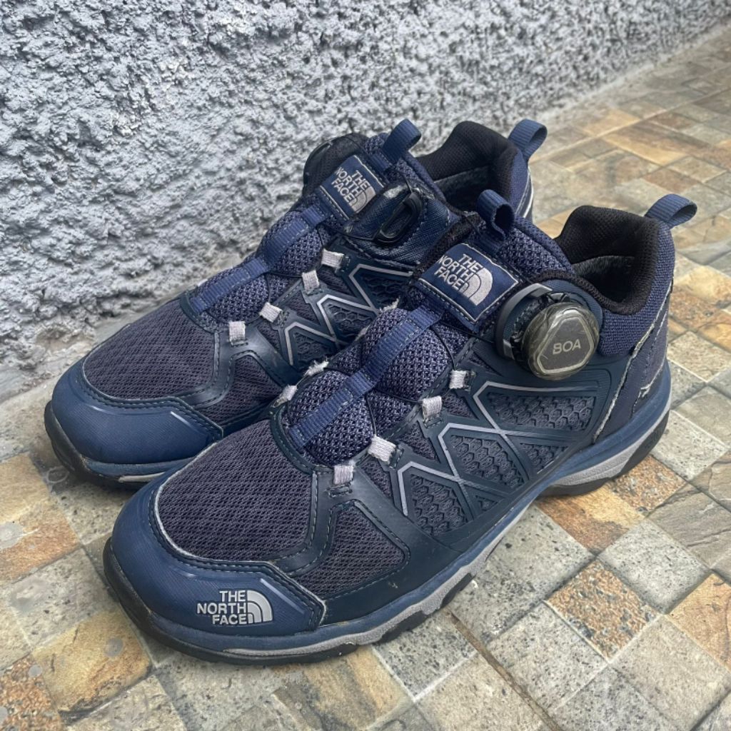 Sepatu Outdoor TNF Boa Gore-Tex