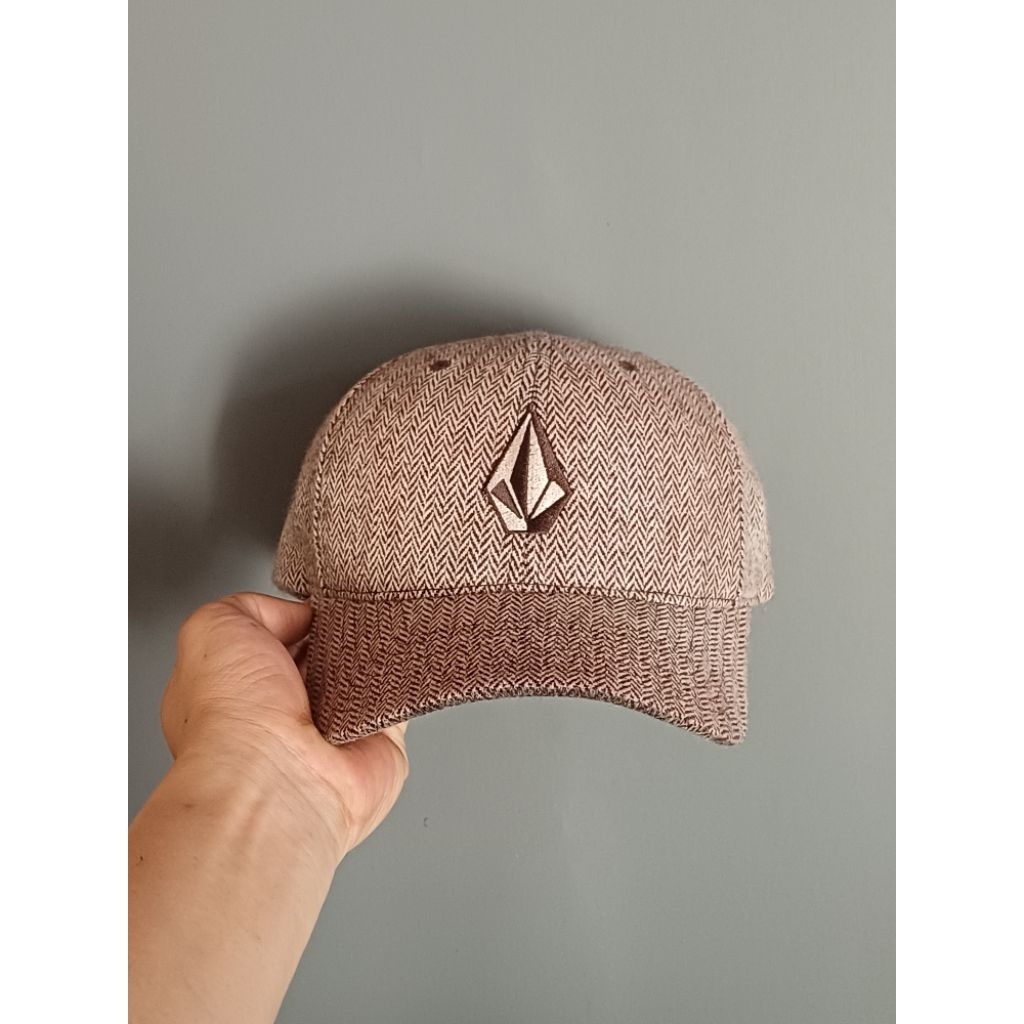 topi VOLCOM second
