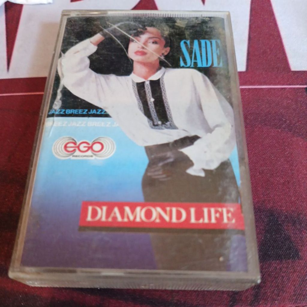 Kaset Sade Diamond Life