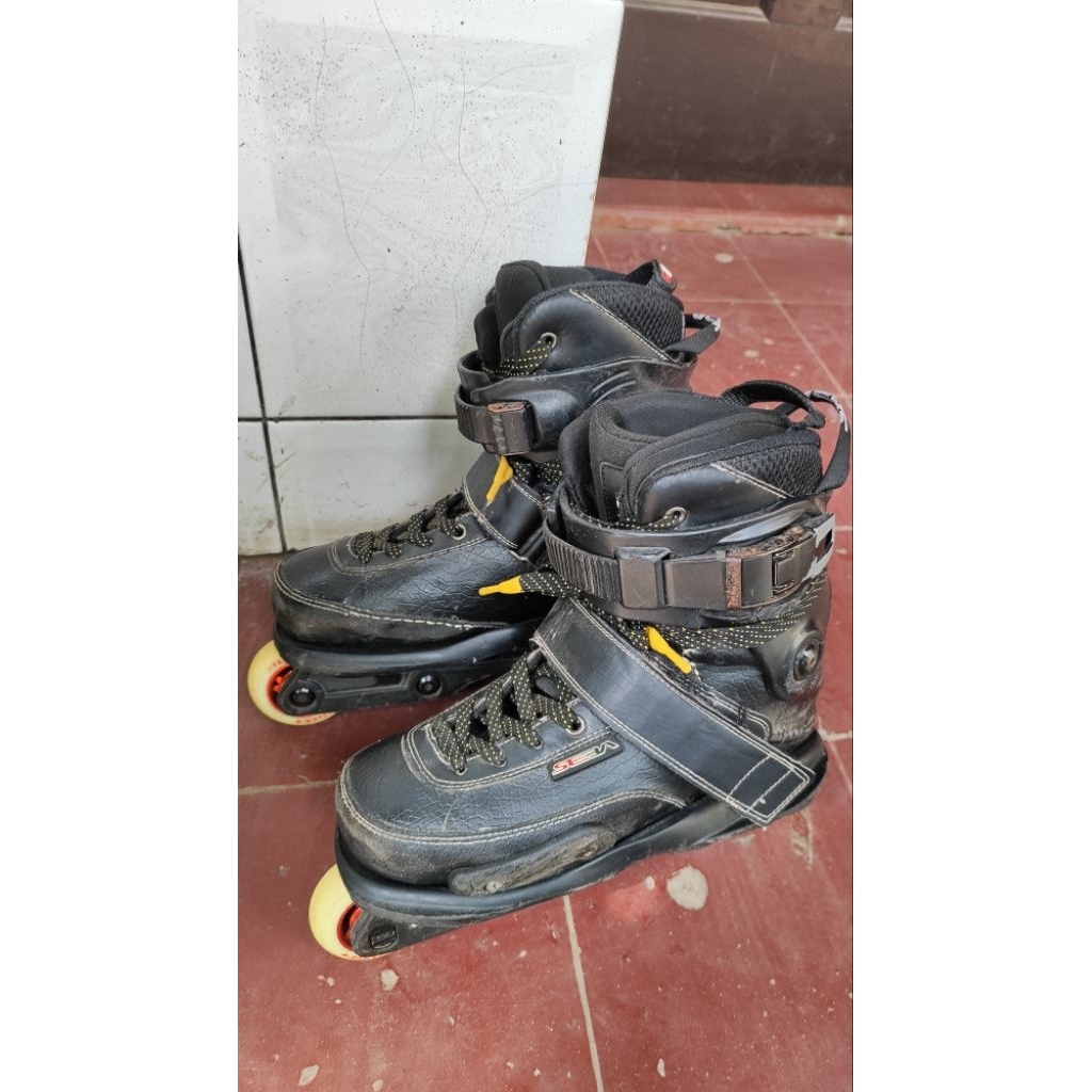 Sepatu roda Inline Skate Seba CJ Carbon (gutted)