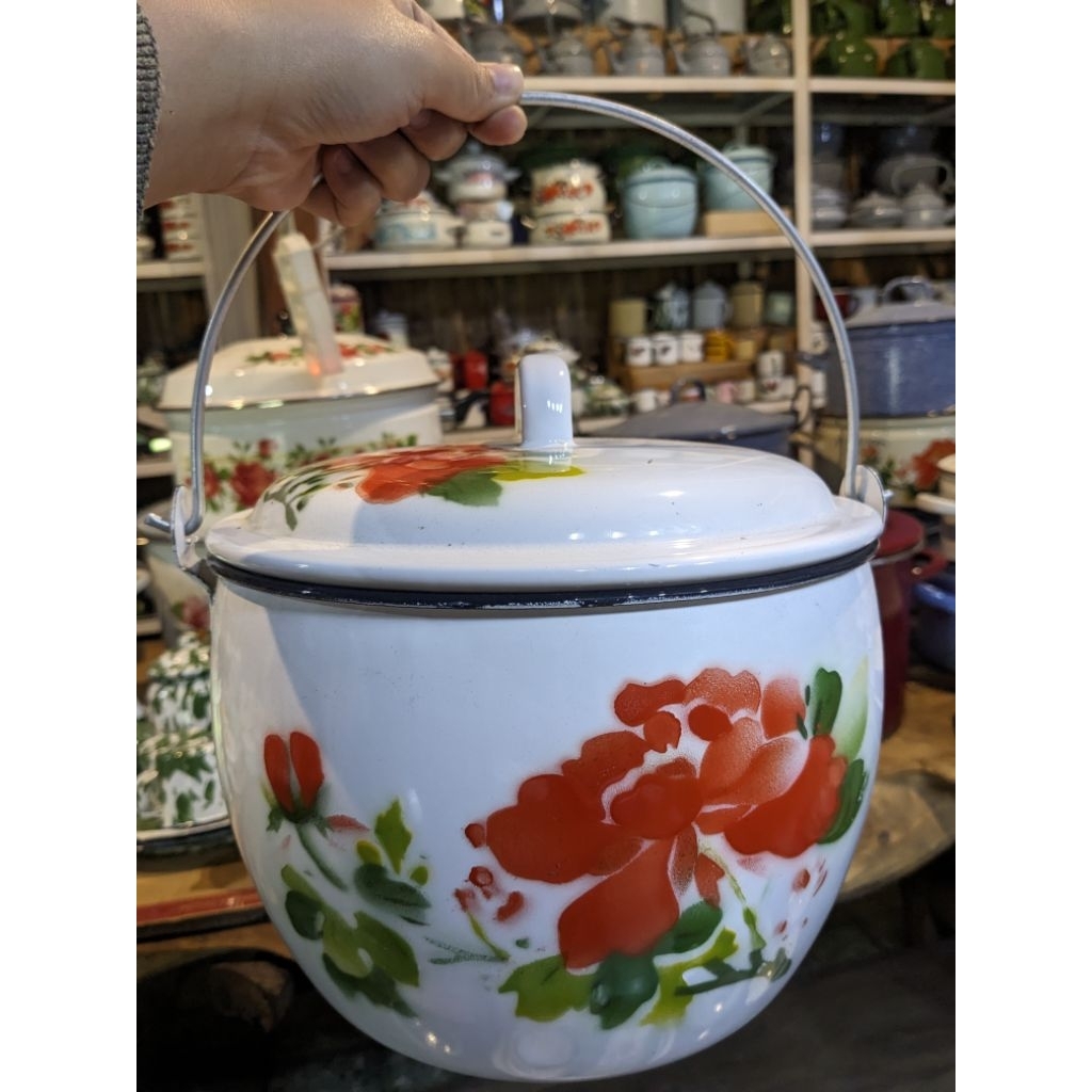 Periuk kastrol/ketel penanak nasi enamel