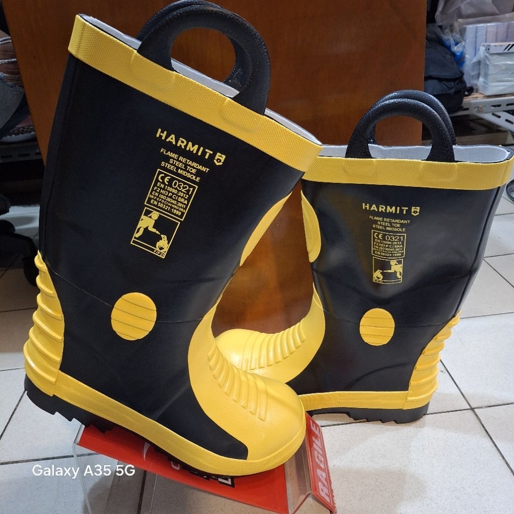 Sepatu Harmit Sepatu Pemadam Kebakaran/ Sepatu Pemadam Kebakaran Fire Fighter / Sepatu Boot Harmit