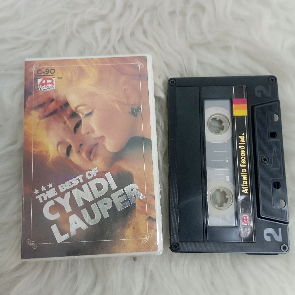 Kaset Pita Cyndi Lauper